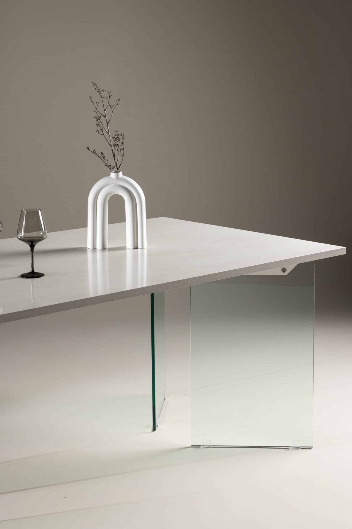 ESTER - Image 6